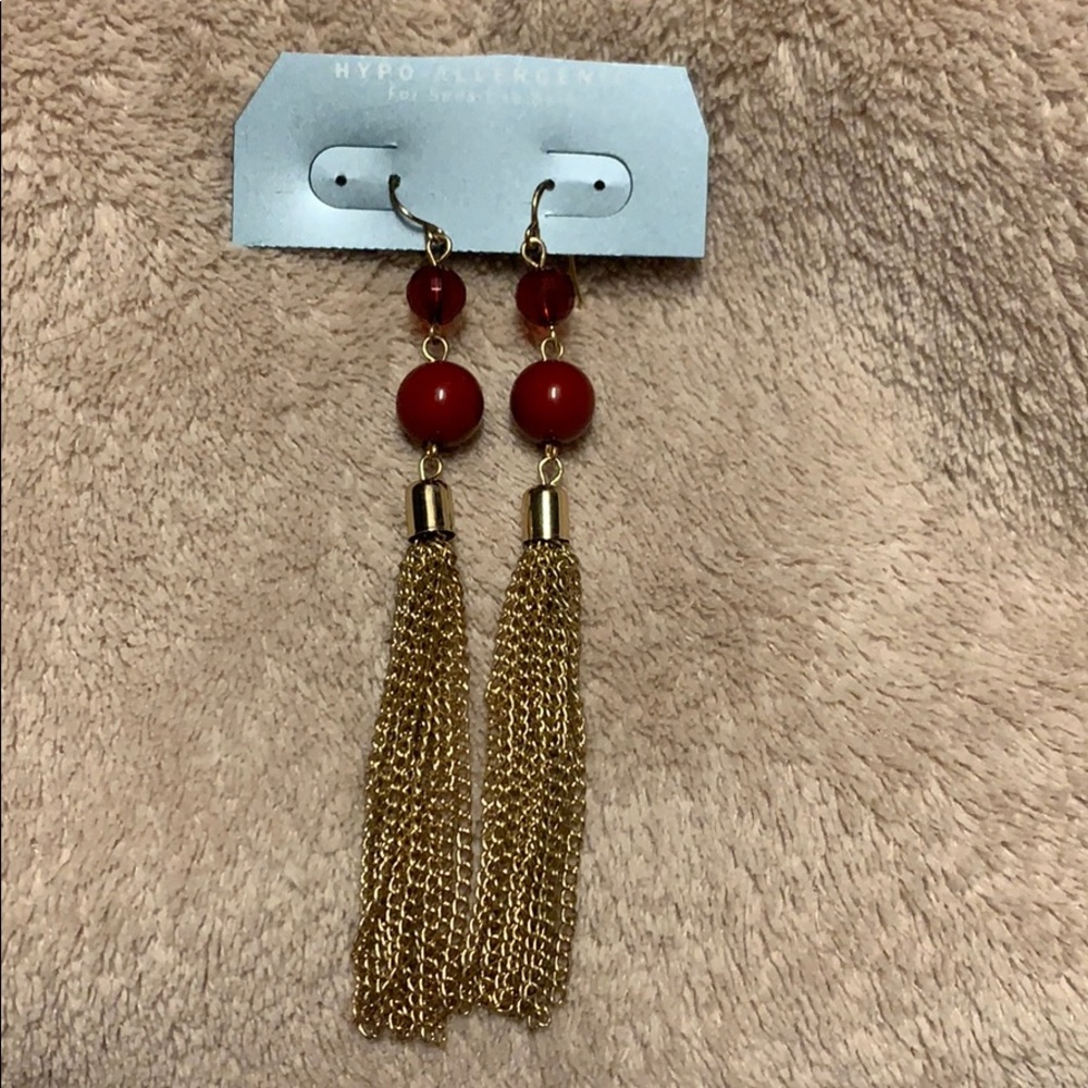 New Earrings Gold dark red dangle